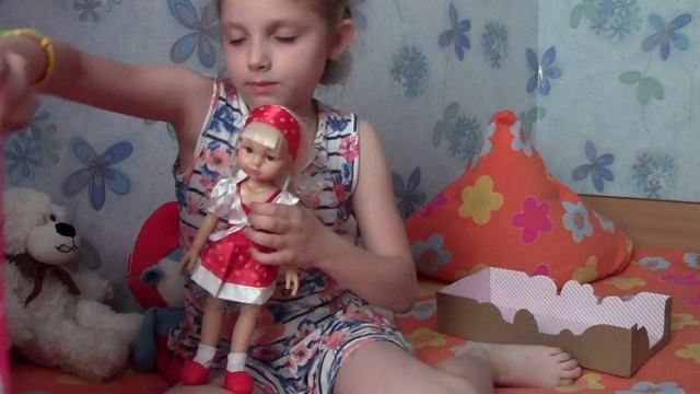 Игрушка говорящая и поющая кукла "Карапуз" смотреть онлайн