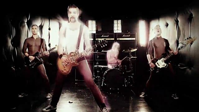 Royal Republic - Underwear (Official Music Video) смотреть онлайн