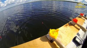 Рыбалка с лодки бортовыми удочками [salapinru]