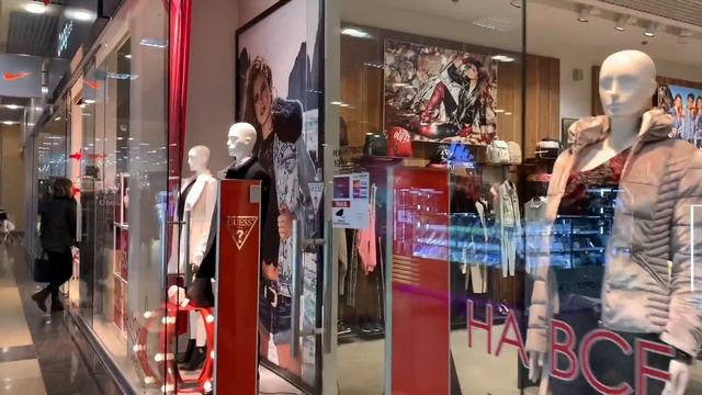 КУПИЛИ ВСЕМ ПОДАРКИ НА РОЖДЕСТВО | Arina Belaja