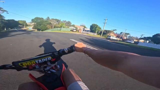 Crazy crf110 street riding +wheelies смотреть онлайн