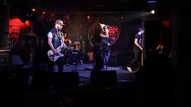 LaScala - Сильнее смотреть онлайн