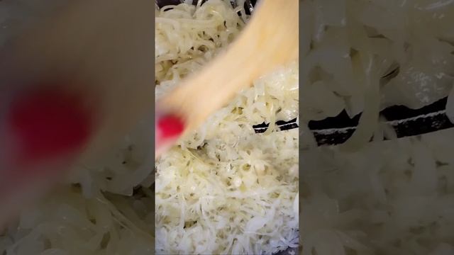 самая вкусная солянка с капустой и грибами на зиму , будете готовить постоянно . смотреть онлайн