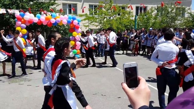 Последний звонок(2) смотреть онлайн