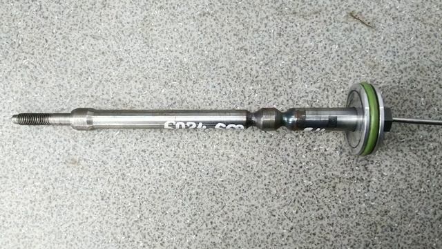 550. Вал избирателя передач в сборе с поршнем / 1755660 смотреть онлайн