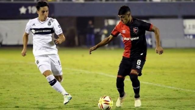 GONZALO PLATA SIMULA PENAL Y CASI ES EXPULSADO! NUEVO REFUERZO BSC! FECHA DE REGRESO FÚTBOL! Y MAS смотреть онлайн