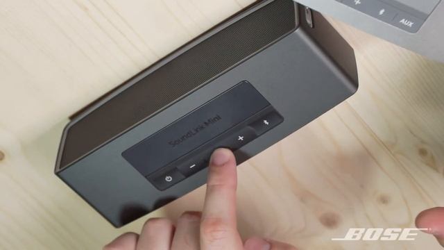 Сравнение Bose SoundLink Mini I & II смотреть онлайн