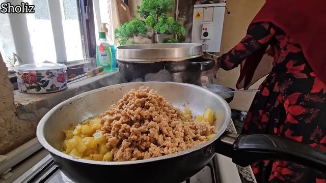 Nomadic Life Of A Single Mother,Crafting Memories Sewing Pillows And Cooking Pasta