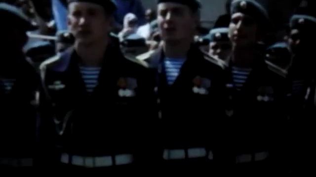 РАСПЛЕСКАЛАСЬ СИНЕВА смотреть онлайн