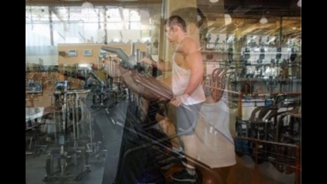 Тренажер,имитирующий ходьбу по лестницу смотреть онлайн