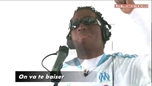 Coupe la ligue 2011 : Taye Taiwo chante le PSG (L'album collector) смотреть онлайн