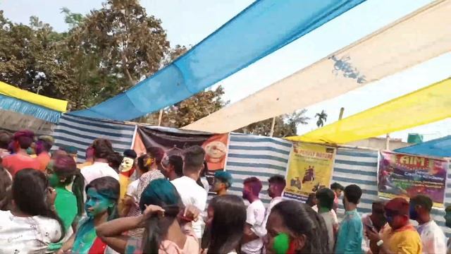 Cute Girl Holi Festival?||@bickylifevlogs4624 || Burdwan police line|| Holi Festival Rainbow? смотреть онлайн