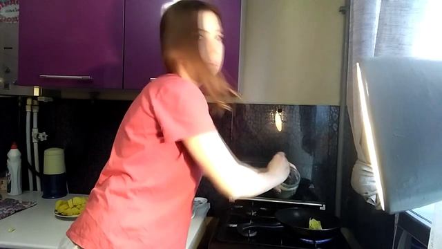 Картошка жареная на топленом масле смотреть онлайн