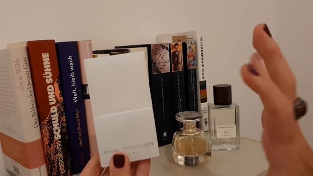 Лучшие женские ароматы для офиса #Lalique #NarcisoRodriguez #BananaRepublic #AngelSchlesser