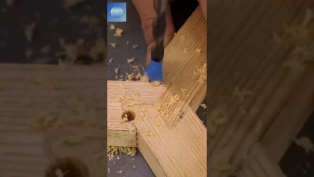 Величайший сустав для деревообработки .