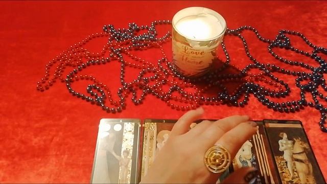 Гадание " Какие чувства мужчина испытывает ко мне." смотреть онлайн