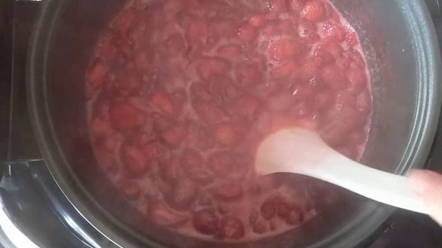 ???Клубничное варенье с курагой на зиму/Варенье в мультиварке??? смотреть онлайн