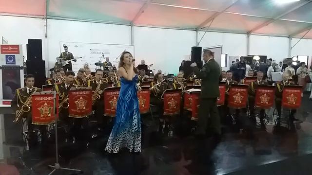 Лена Шевчик - Чырвоная ружа Москва смотреть онлайн