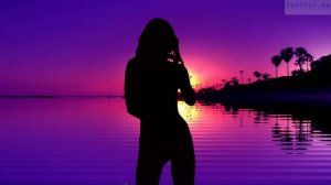 Заставка танцующая  девушка.