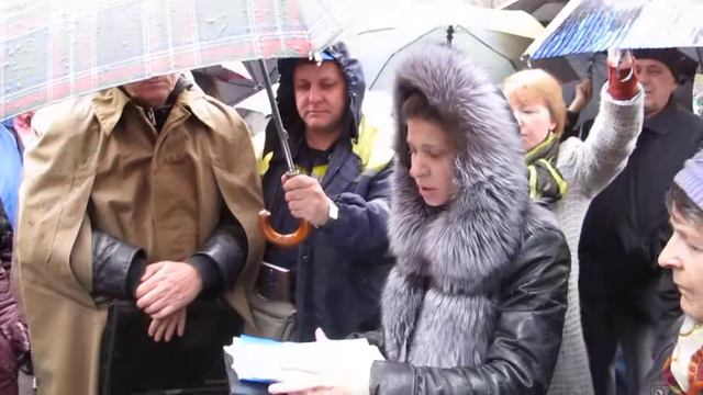 Собрание кемеровчан против строительства нового дома на бульваре Строителей_2 смотреть онлайн