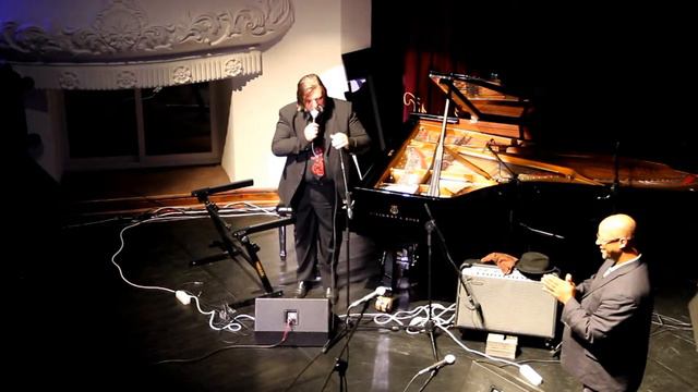 Ron Wilkins & Valeri Grohovski 4190 смотреть онлайн