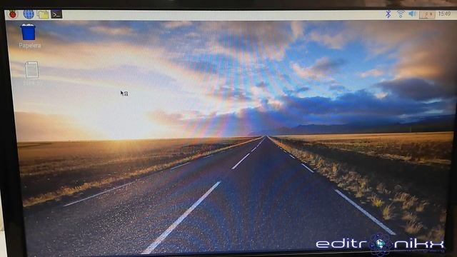 Raspberry pi desde cero, curso basico(#7 blink de un led por pines GPIO y python) смотреть онлайн