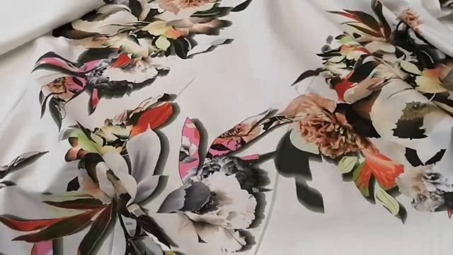 Красивый итальянский хлопок с цветочным принтом для стильного летнего платья смотреть онлайн
