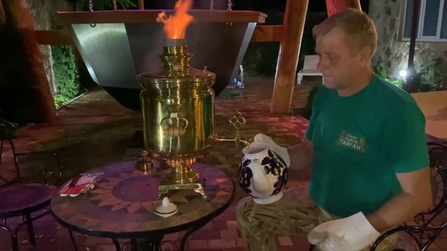 Как отмечает ДЕНЬ ЛЬВА Человек-Лев?! смотреть онлайн