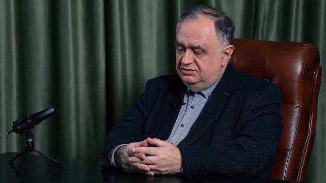 Почему мусульмане России должны меняться? смотреть онлайн