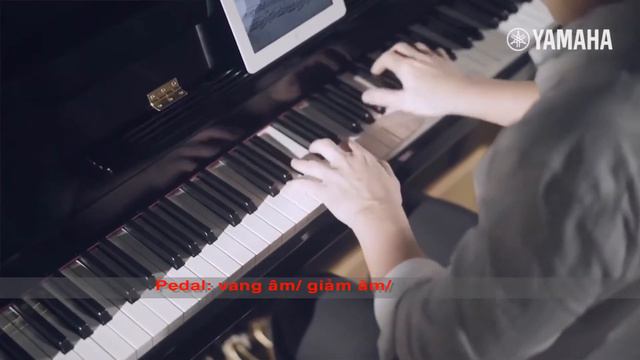 YAMAHA UPRIGHT PIANO JU109