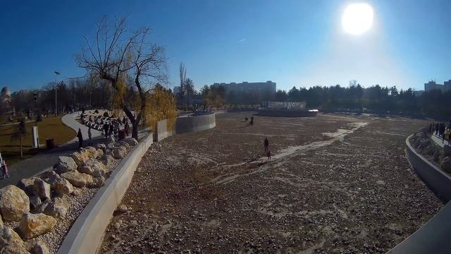 Git2 Git2 Pro 2K@30fps Daylight Test смотреть онлайн