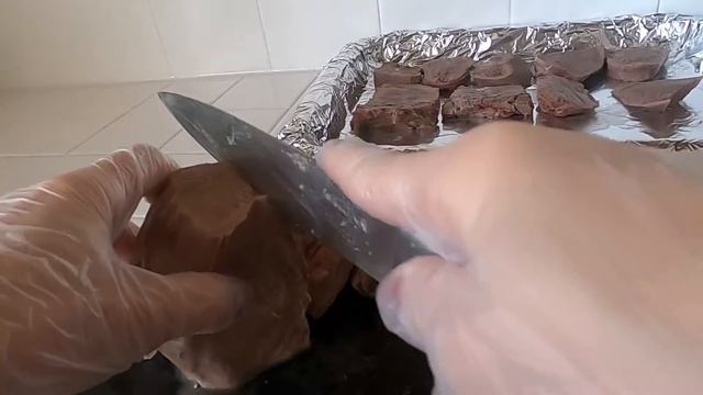 Говяжий язык под сливовым соусом смотреть онлайн