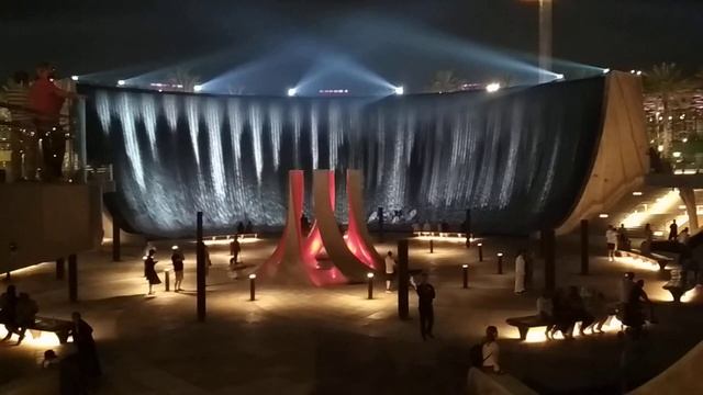 Водопад на выставке Дубай Экспо2020 - Waterfall In Dubai Expo2020