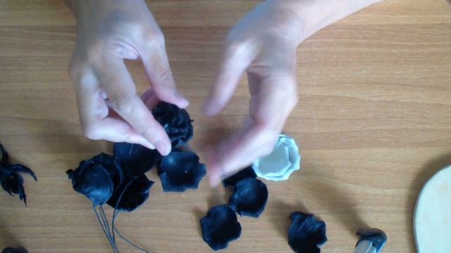 Цветы из кожи. Роза Аделия. Ч3. Ольга Канунникова смотреть онлайн