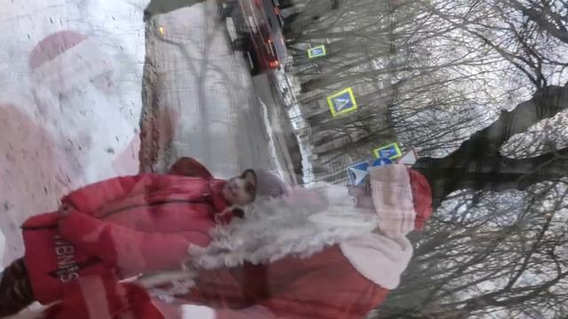 Дед мороз в городе Остров смотреть онлайн