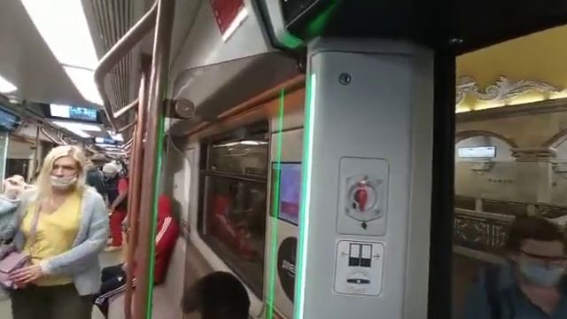 Видео от подписчика. Кольцевая линия метро. 81-775/776/777 "Дейна". Курская - Проспект Мира. смотреть онлайн