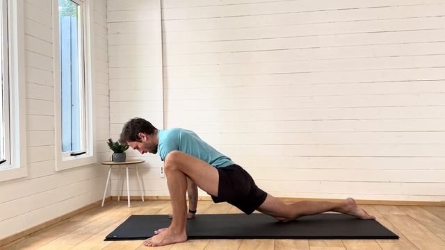 25 Min Deep Post Run Stretching Routine смотреть онлайн