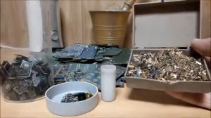 Сколько золота в 100 мобильных телефонах 1 часть, сортировка