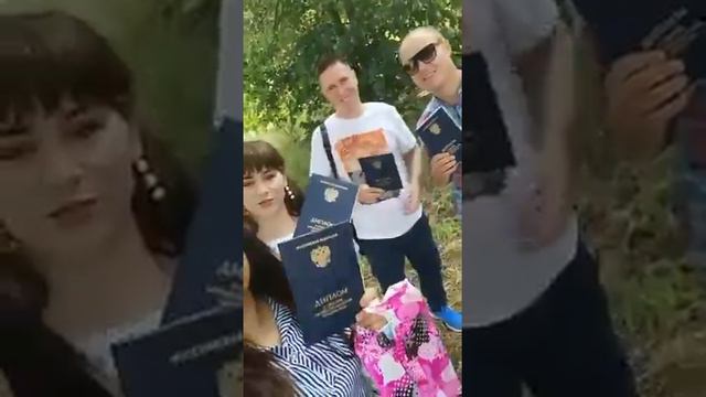 когда отучился 9 лет Колледжа и получил ДИПЛОМ смотреть онлайн
