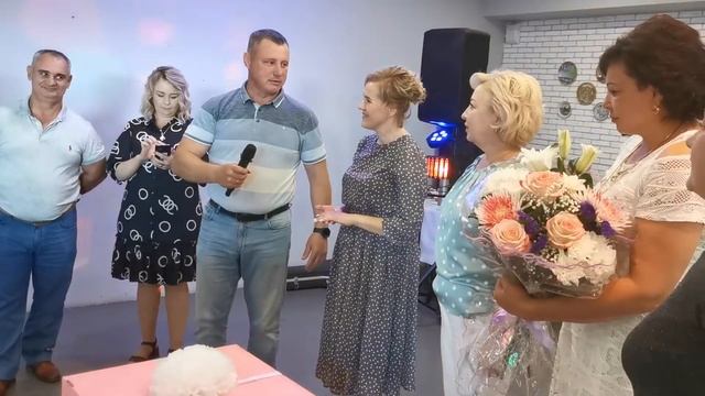 Креативный сюрприз на юбилей подарок поздравления #юбилей #поздравленияНаЮбилей смотреть онлайн