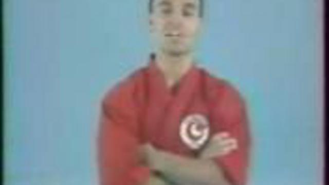 РАСТЯЖКА ДЛЯ КАРАТЭ (Jean Frenette Stretching) часть 1 смотреть онлайн