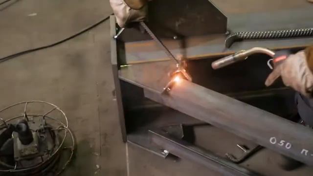 ИЗ ЖИЗНИ ЦЕХА в 2018 году! Завод металлоконструкций смотреть онлайн