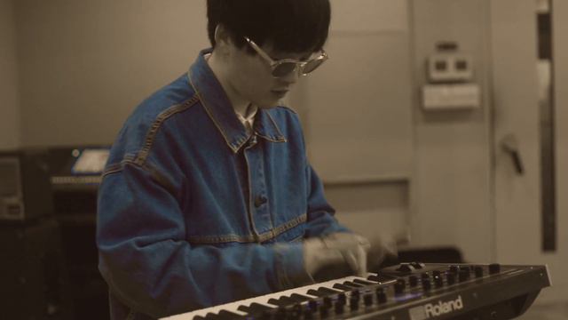 Strange Session - GENMAI (Music Video) смотреть онлайн