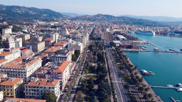 La Spezia - Liguria Italy (4k) смотреть онлайн