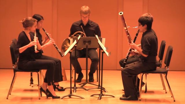 NIELSEN | WIND QUINTET OP. 43 | MVT. 2 - Menuet | Woodwind Quintet смотреть онлайн
