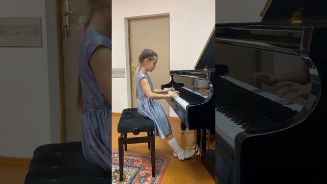 М. Клементи Сонатина C-dur I часть исполняет Соловьева Виктория 8лет смотреть онлайн