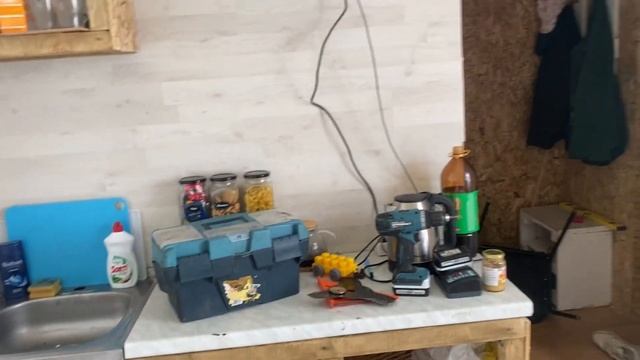 Мини дом бытовка 3х6. Сделал вытяжку #вытяжка #вытяжкадлякухни #кухоннаявытяжка #своимируками смотреть онлайн