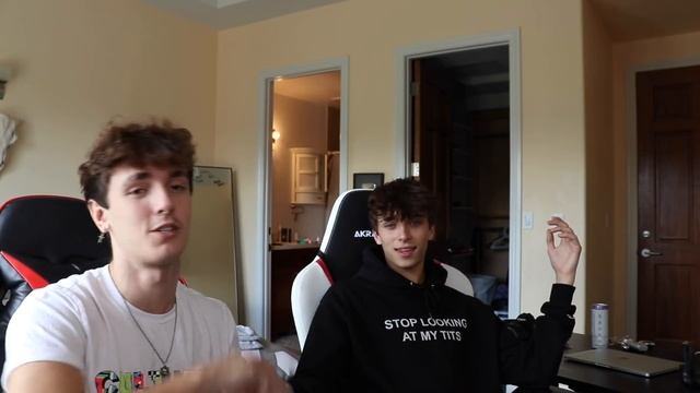 Hype House Reacts to Still Softish Diss track on Lil Huddy смотреть онлайн