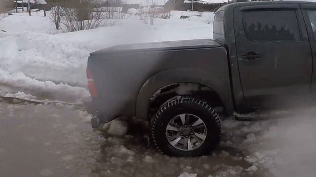 Покатушки по легкому весеннему бездорожью или "X-Trail смог" смотреть онлайн