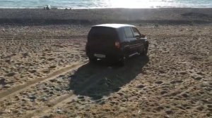 Шевроле нива..по песку..